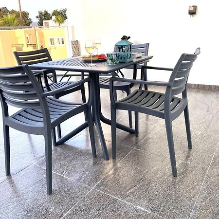 Ev Zin - Modern, Cozy, 1 Bed, Pool, 2 Balconies, A105 Apartment Paphos Ngoại thất bức ảnh
