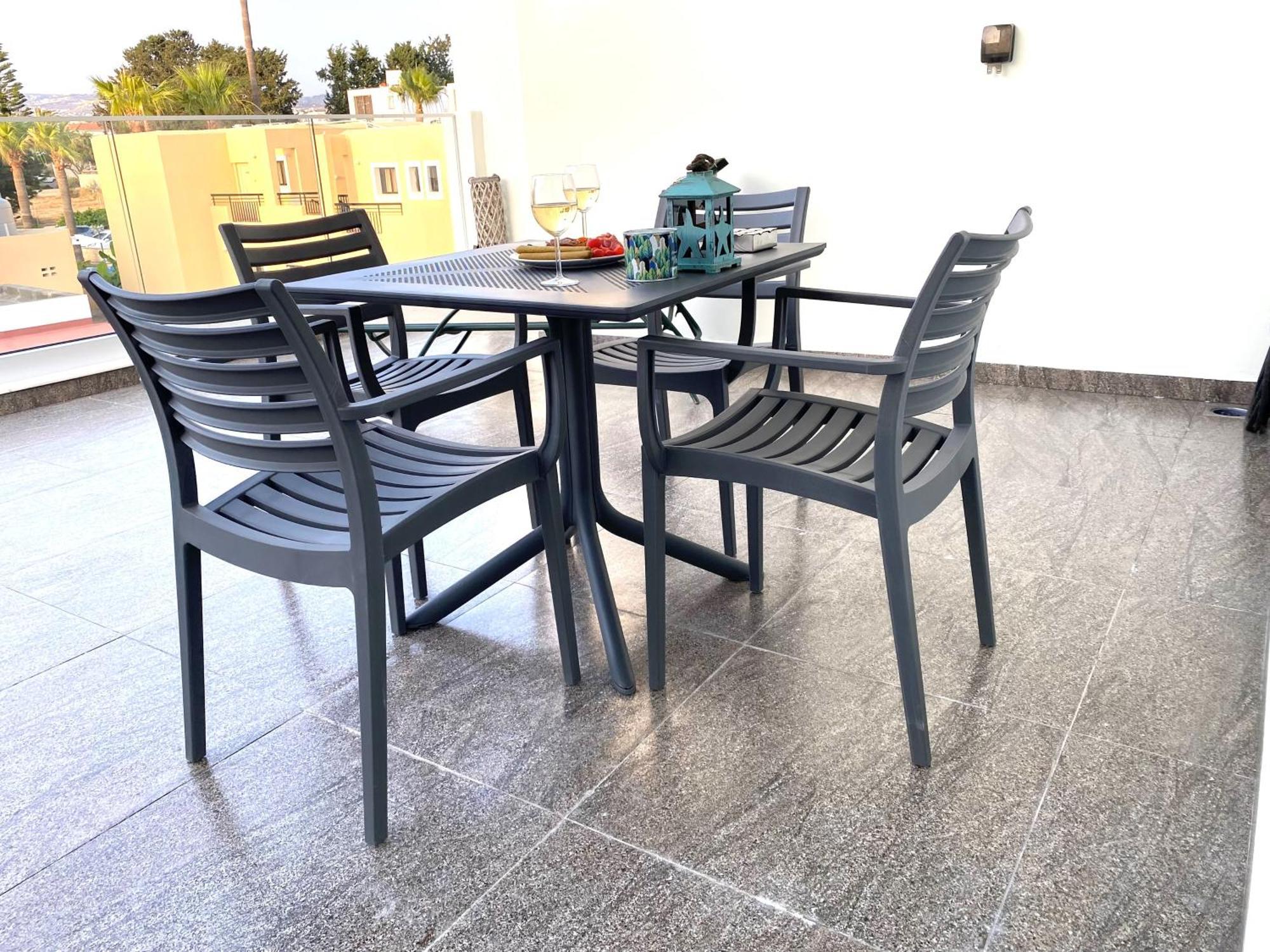 Ev Zin - Modern, Cozy, 1 Bed, Pool, 2 Balconies, A105 Apartment Paphos Ngoại thất bức ảnh
